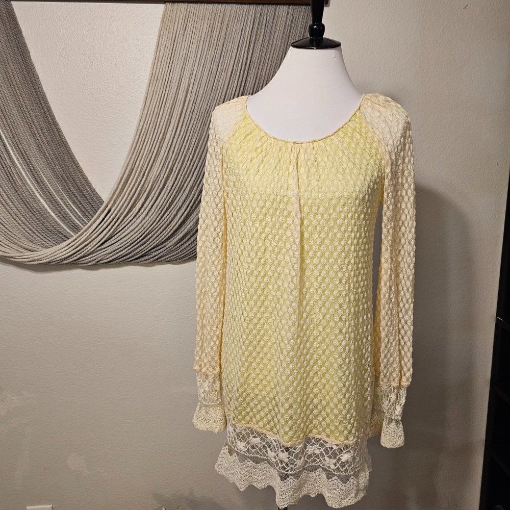 Umgee Lace Tunic Sz M - Picture 2 of 4